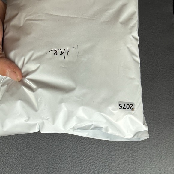 Nike Shirt Men's XL Red Henley Vintage 80s Blue Tag Made In USA Single Stitch - Picture 13 of 13